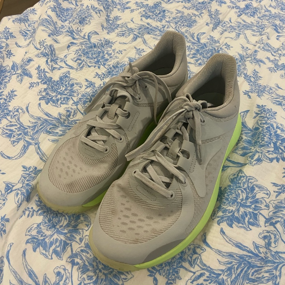 Lululemon womens athletic running shoes